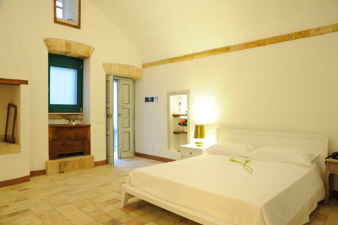 Il Nido Dei Falchi B&B Алтамура Екстериор снимка